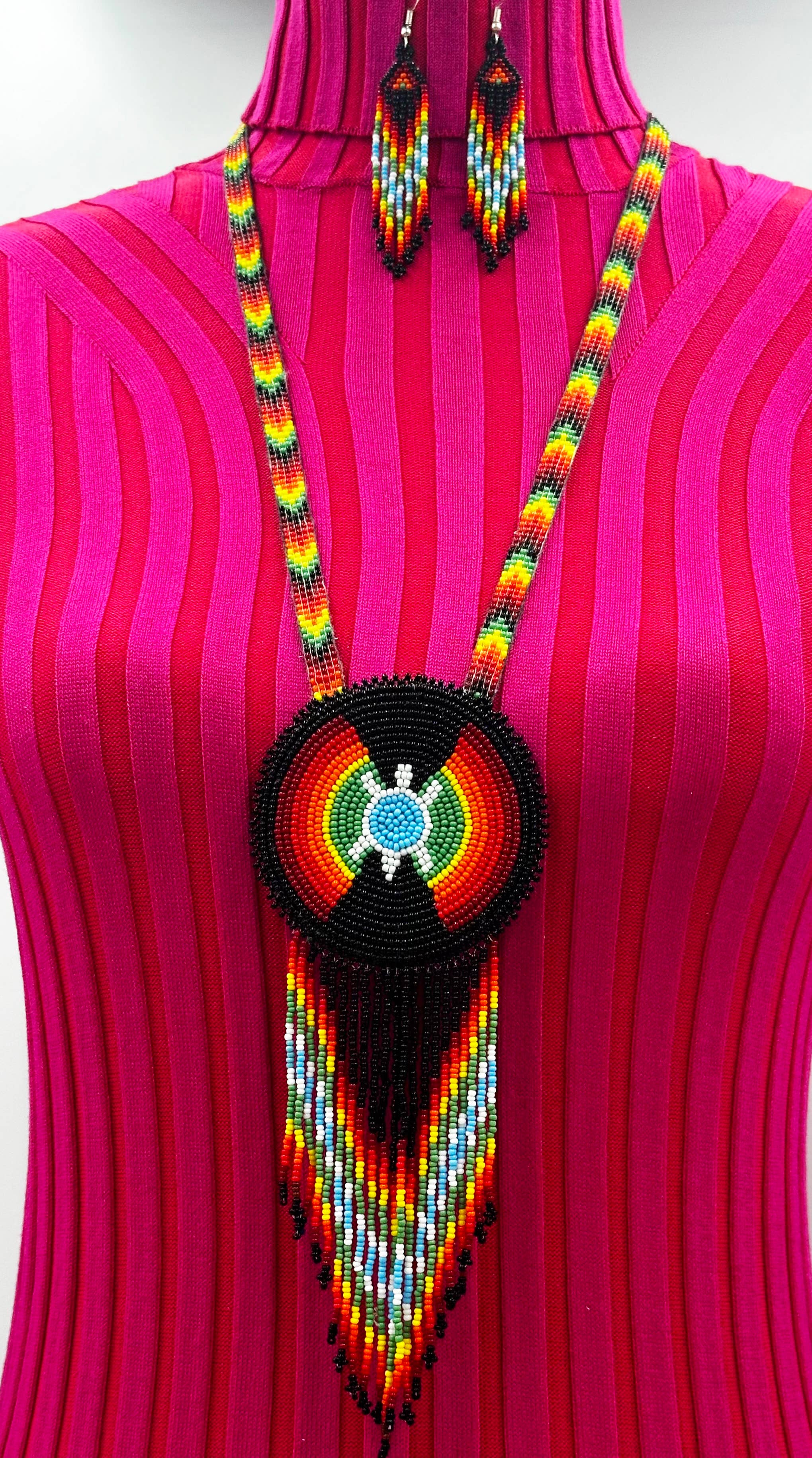 BEADS CORNER - Vente Parures de bijoux - Ensemble de colliers et boucles d'oreilles tortue noire en perles faits à la main4