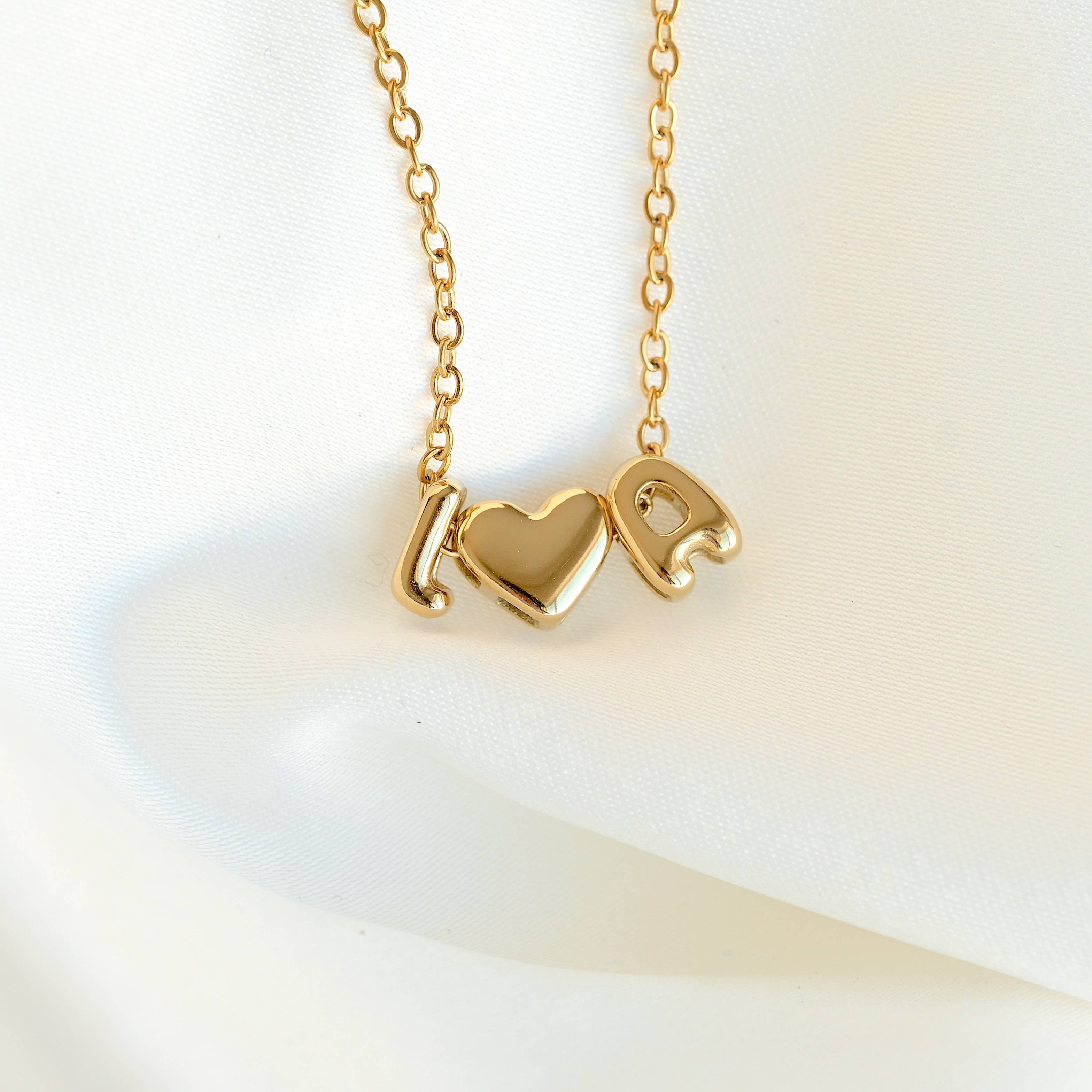 Blueyejewelry - Vendita all'ingrosso Collana con ciondolo/pendaglio - Collana Personalizzata con Nome a Lettere Gonfiate Piccole10