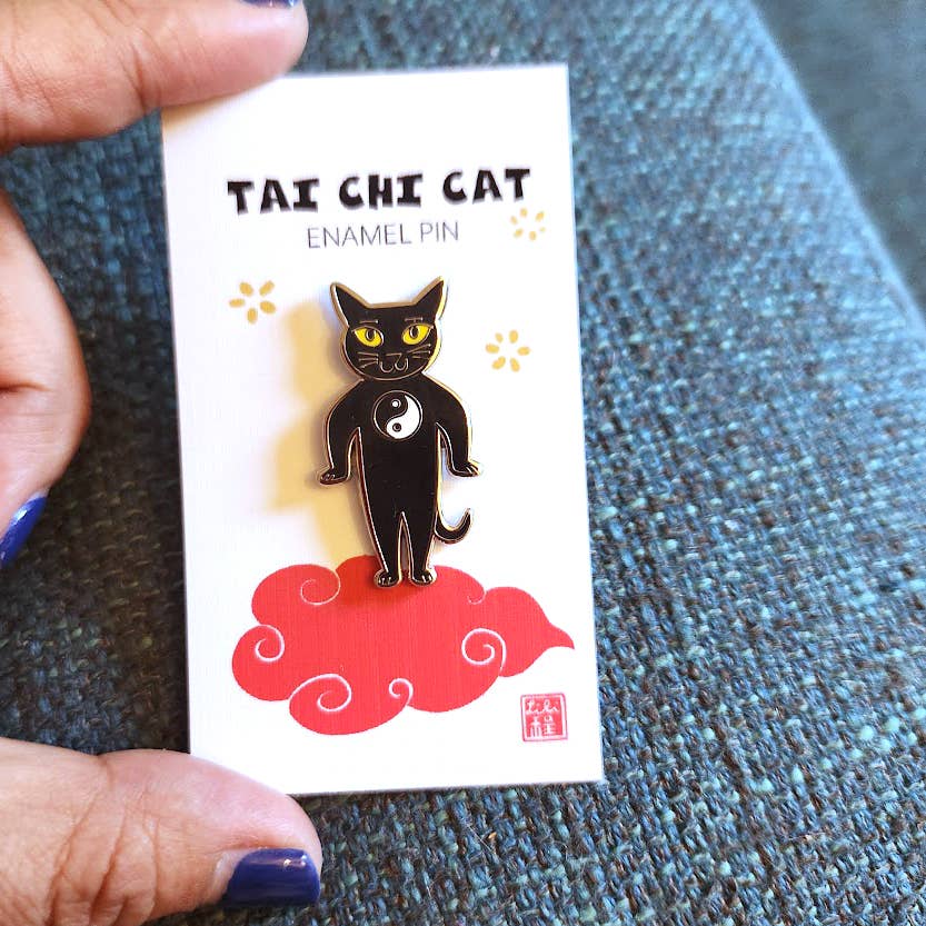 Lili Chin Art - Wholesale Lapel Pin/Button - Tai Chi Cat pin - 03 - Downward Piercing palm1