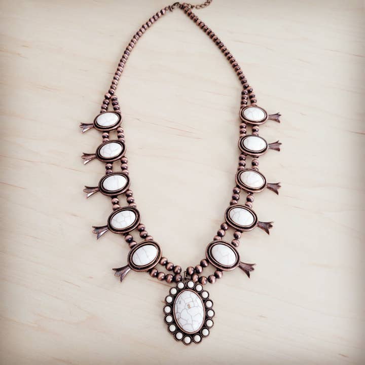 Wüstenblüte Kürbisblüten-Halskette 257lx für den Großhandel von The Jewelry Junkie