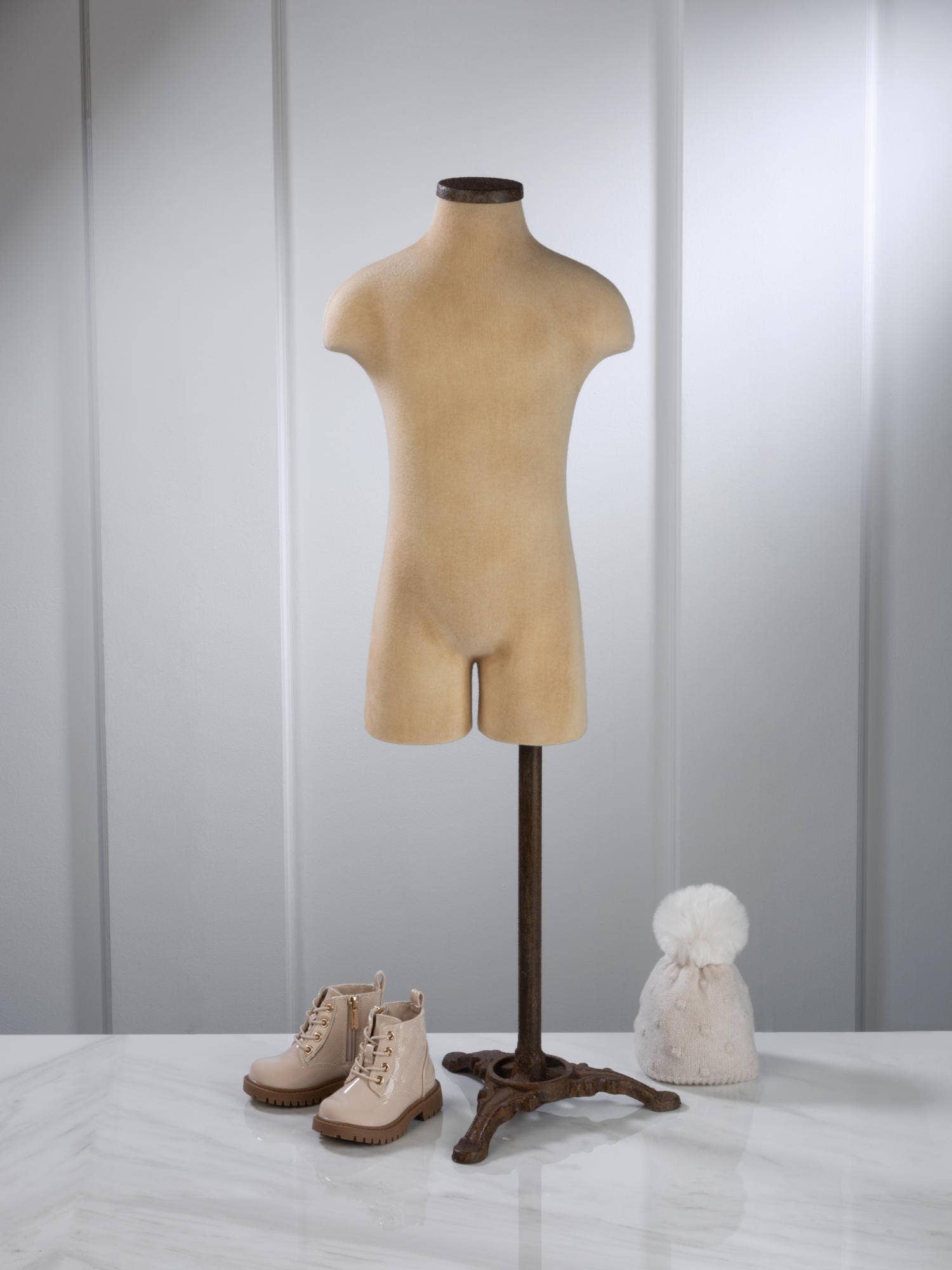 Tripar International - Wholesale Mannequin - Antiqued Body Forms21