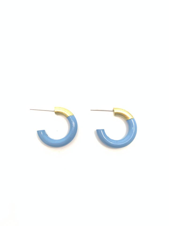 Aros Sm LIZ em Azul Peri por atacado de Accessory Jane