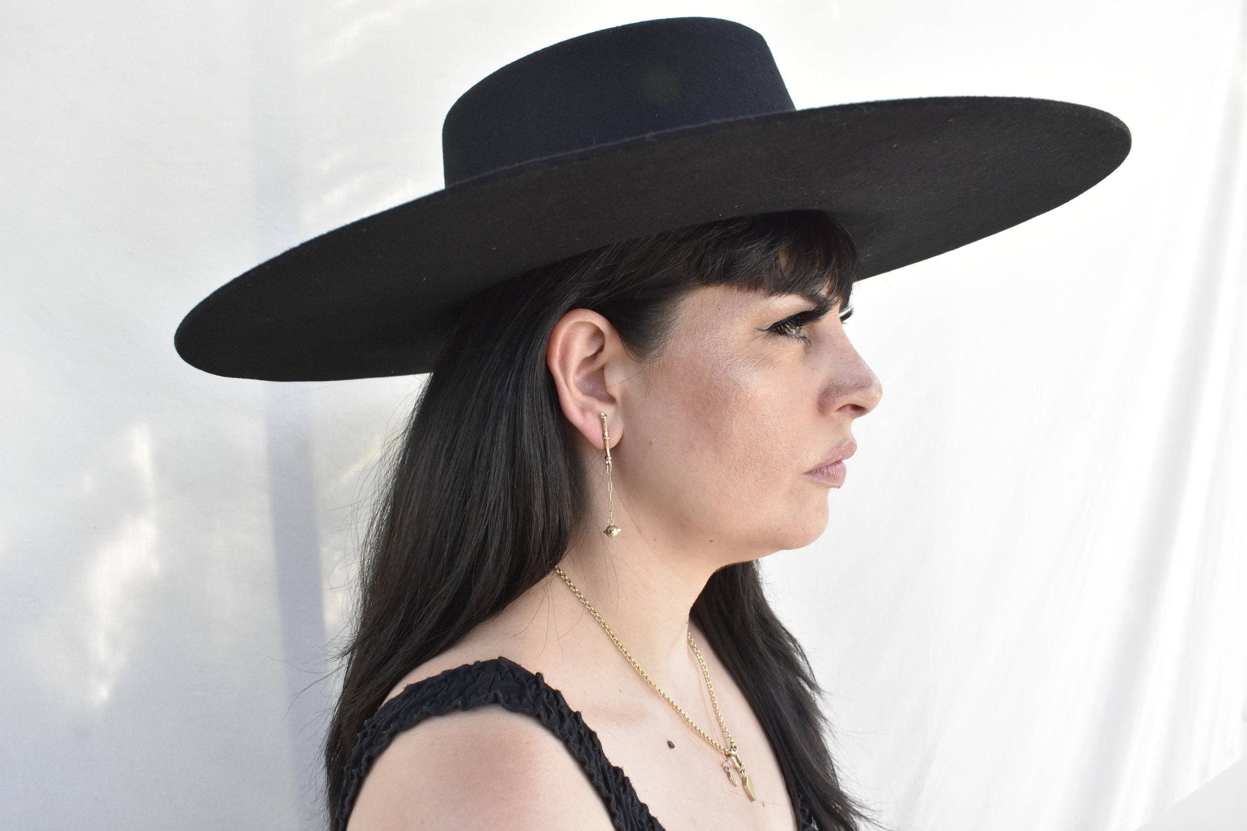 Morgaine Faye - Wholesale Dangle Earrings - Chain Morningstar Earrings4