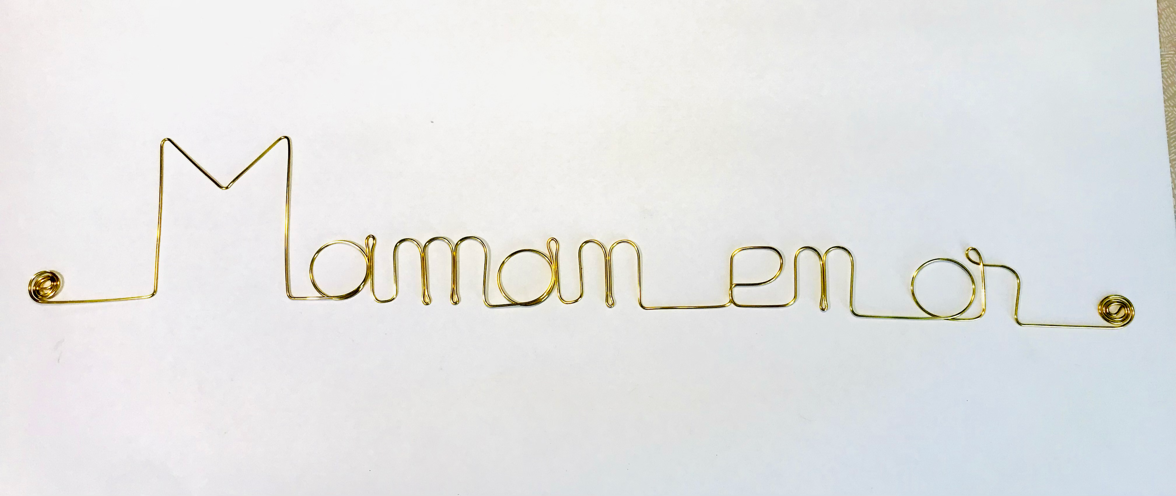 Bijoux de Mur - Wholesale Wall Accent - "Golden Brass Wire Wall Decoration 'Mom in Gold'"4