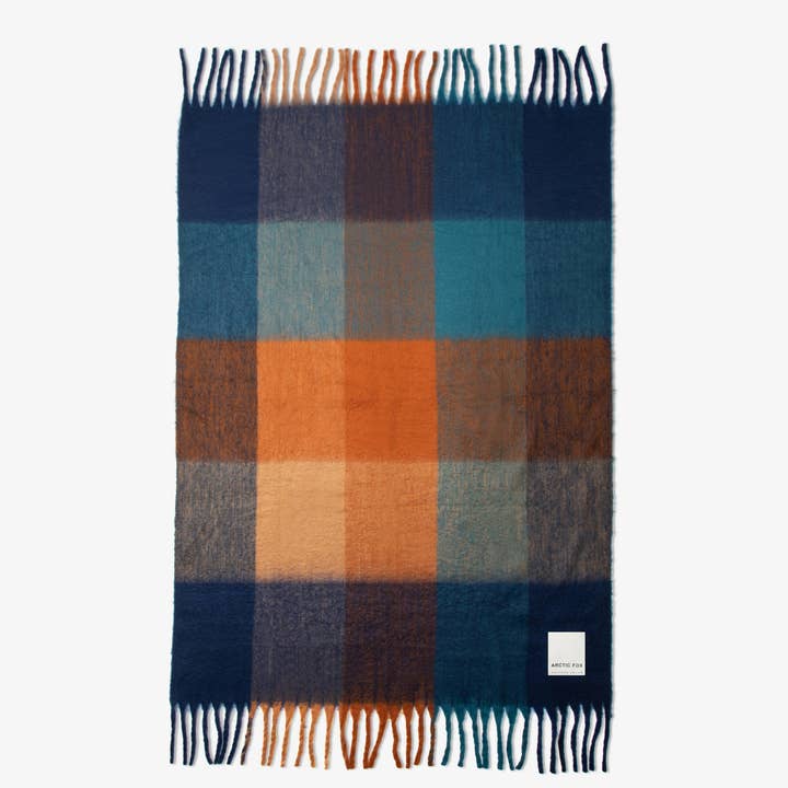 The Reykjavik Throw - 100% Recycled - Tokyo Lights - FW25 and other Purchase Wholesale minyak goreng terdekat. Free Returns & Net 60 Terms on Faire trending on Faire.