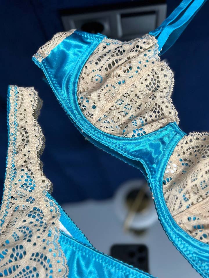 lace lingerie set for wholesale by DaLingerie