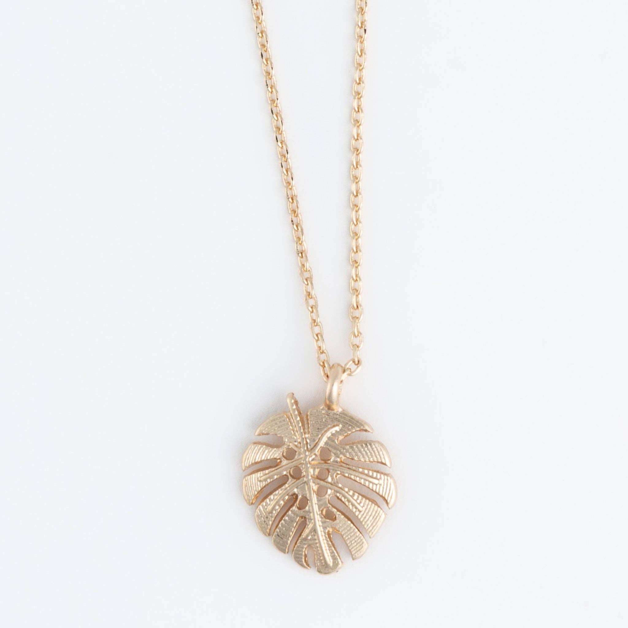 Howard's - Vente Colliers à pendentif - Soldes - Collier à pendentif Elsie & Zoey Delicates, bijoux de plage21