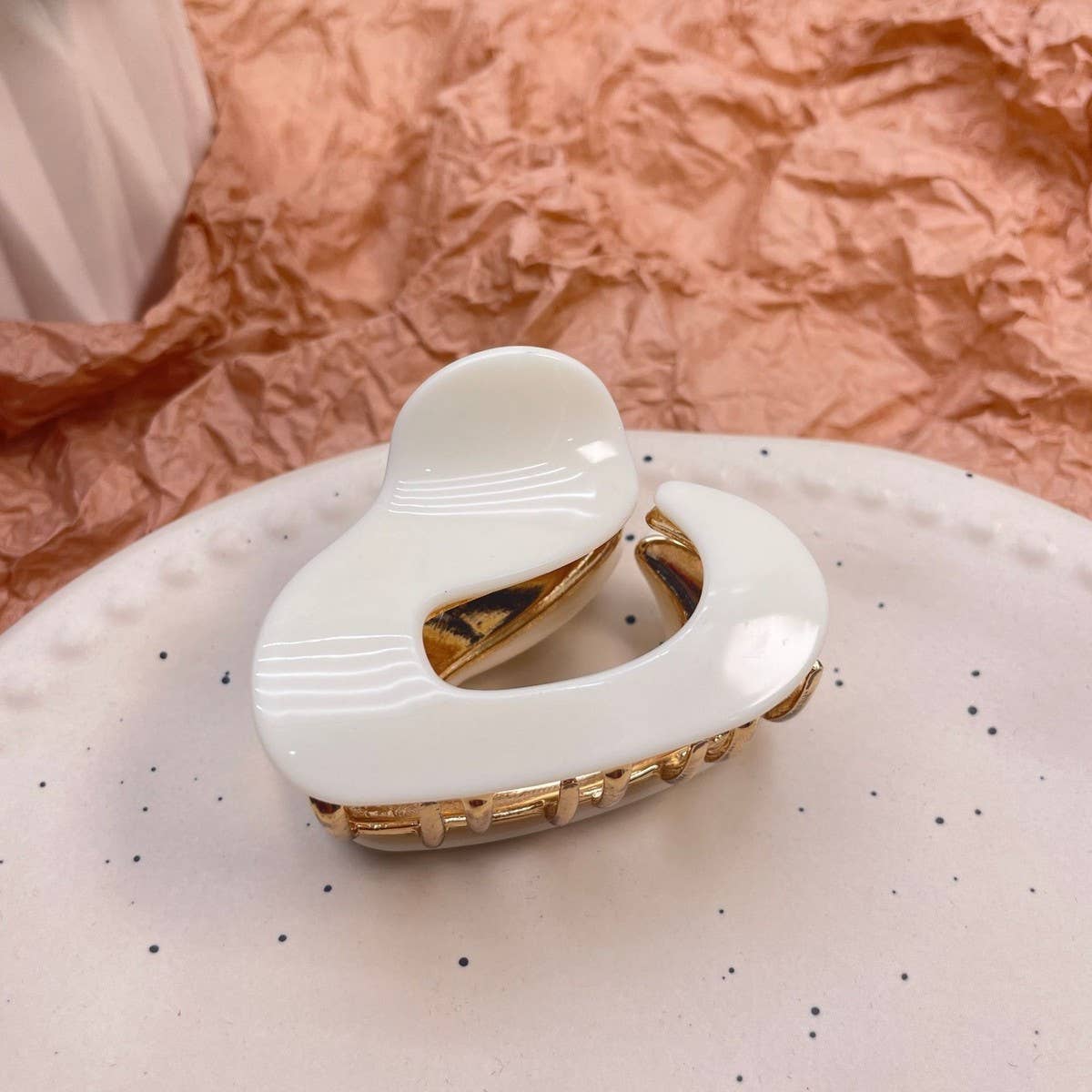 ACCITY - Wholesale Hair Clip - Women's - Irregular Acetate Metal Hair Claw - Chic Mid Clip_CWAHA05621