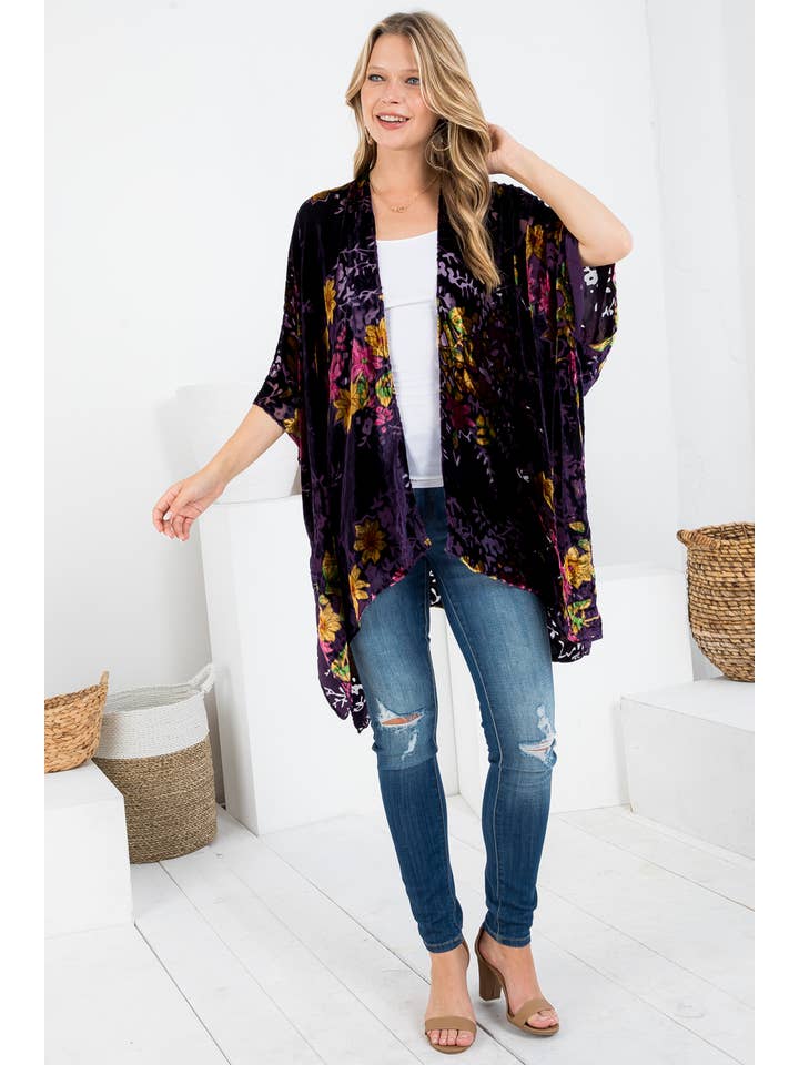 LA Soul - Wholesale Kimono - Women's - Vintage Floral Print Velvet Kimono