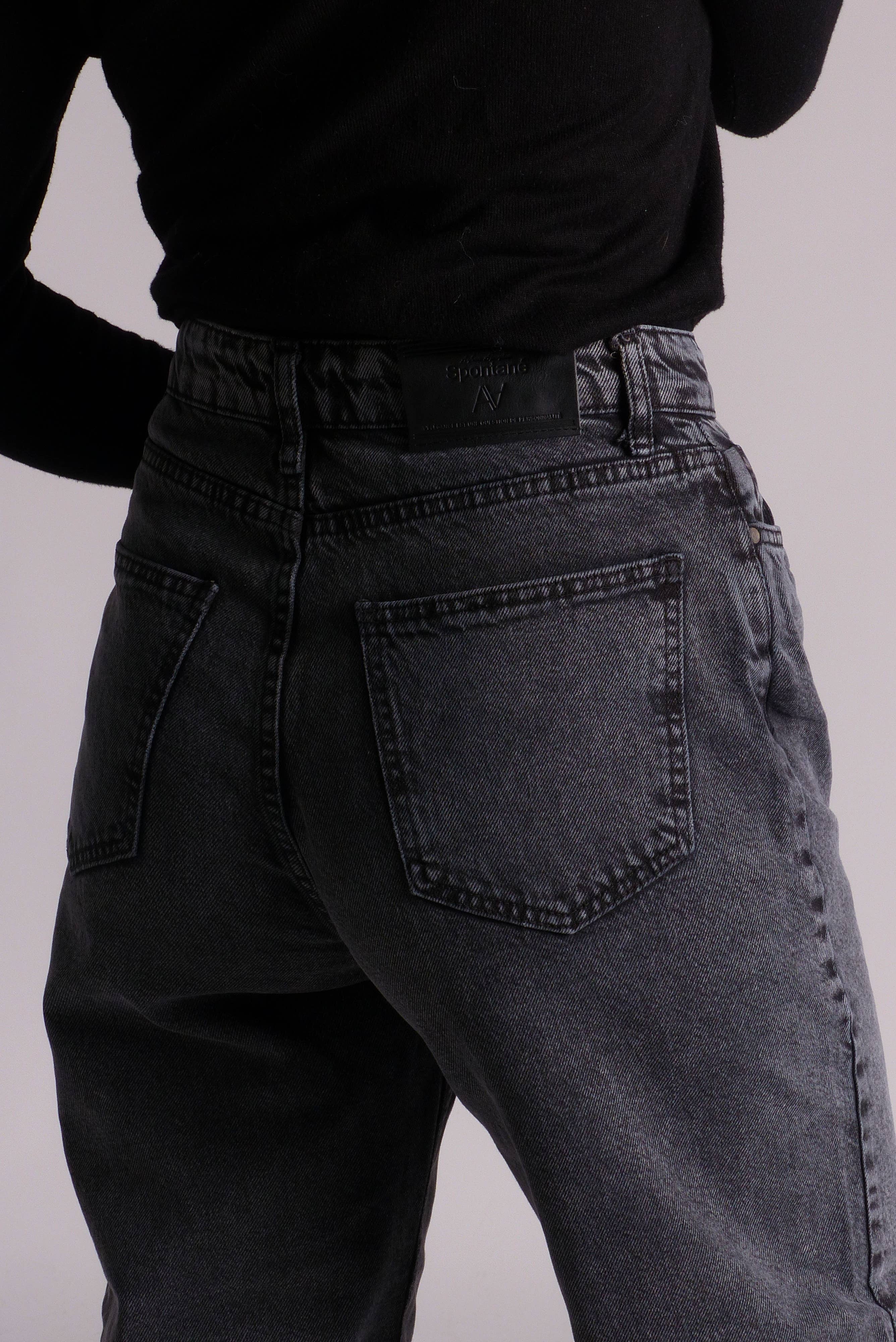 SPONTANÉ - Wholesale Jeans - Women's - Mom jeans for women - iconic jeans from the 80s6