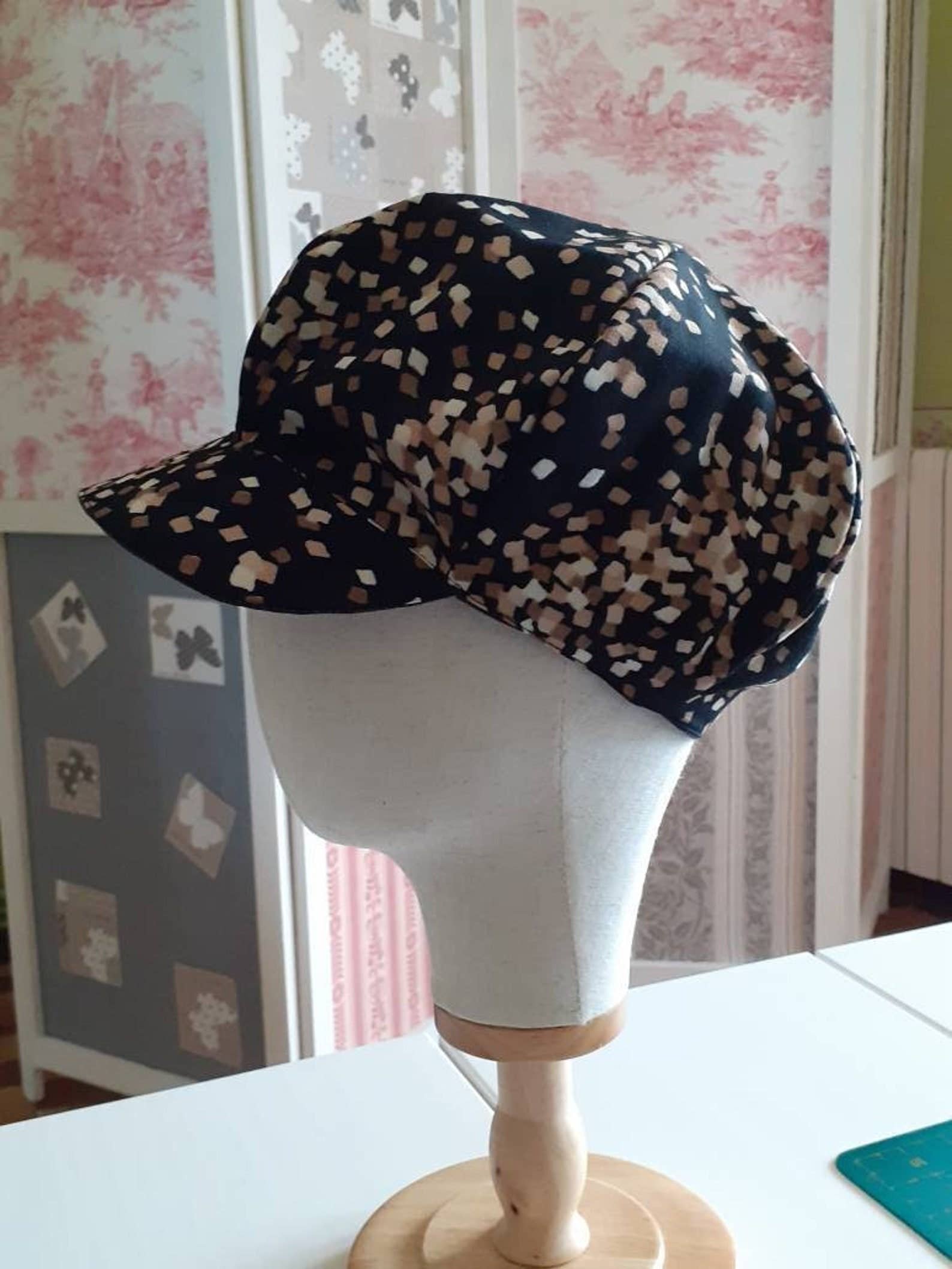 La Fabrique de Zazou – wholesale Baseball cap – Women's – Black and square dot reversible newsboy cap0