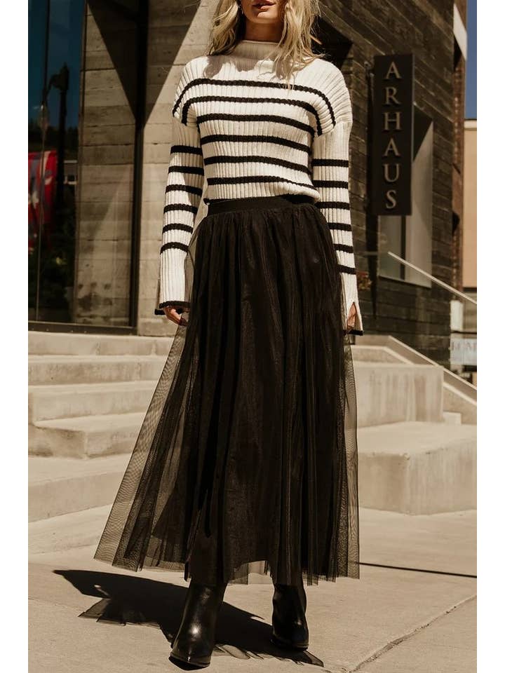 Rosa Clothing - Wholesale Skirt - Women's - 20 colors Flowy elasticated waistband Tulle Skirt