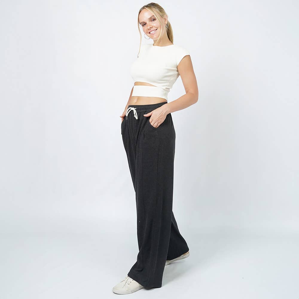 Sensibling Corp. - Wholesale Lounge Sweatpants/Joggers - Women's - Women's Straight Leg Sweatpants with Pockets6
