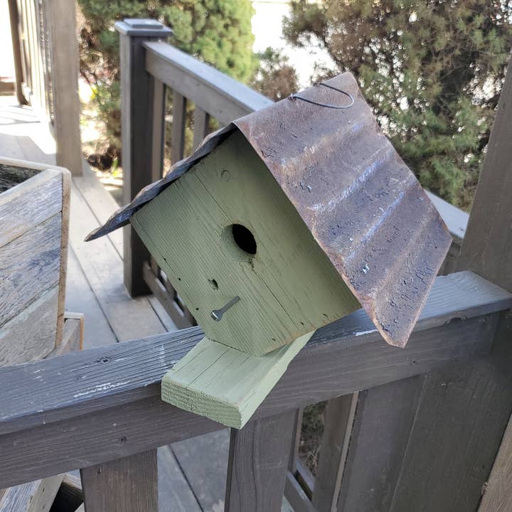 Flying Heart Threads - Wholesale Bird House - Rustic Reclaimed Wood and Corrugated Metal Wren House (SM11)5