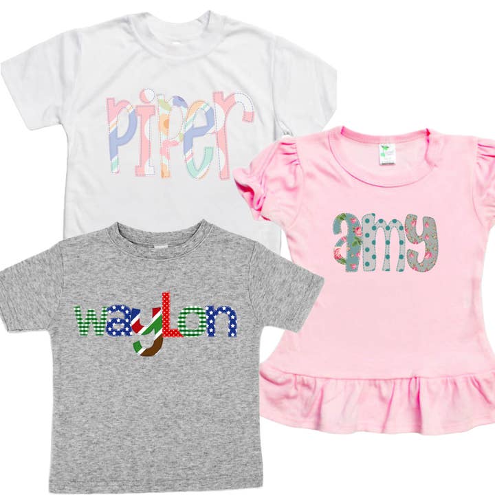 Alfabet Suppe Personlig Navn T-shirt Kort Ærme for engroshandel hos The Sassy Seamstress