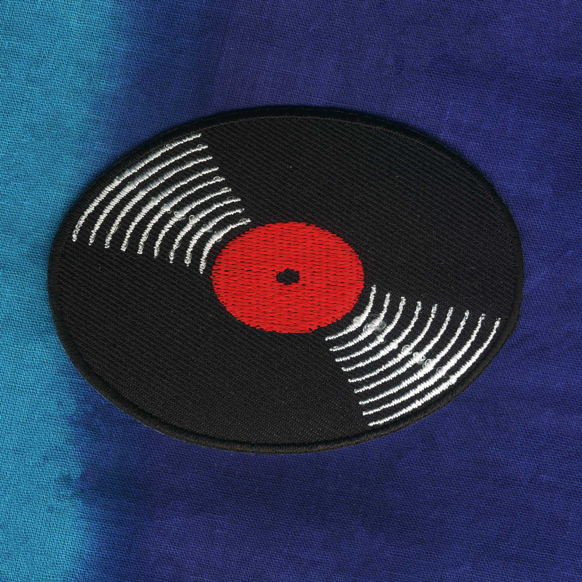 Tribal Trade GmbH - Vente Écusson - Patch vinyle rouge et noir en forme de disque5