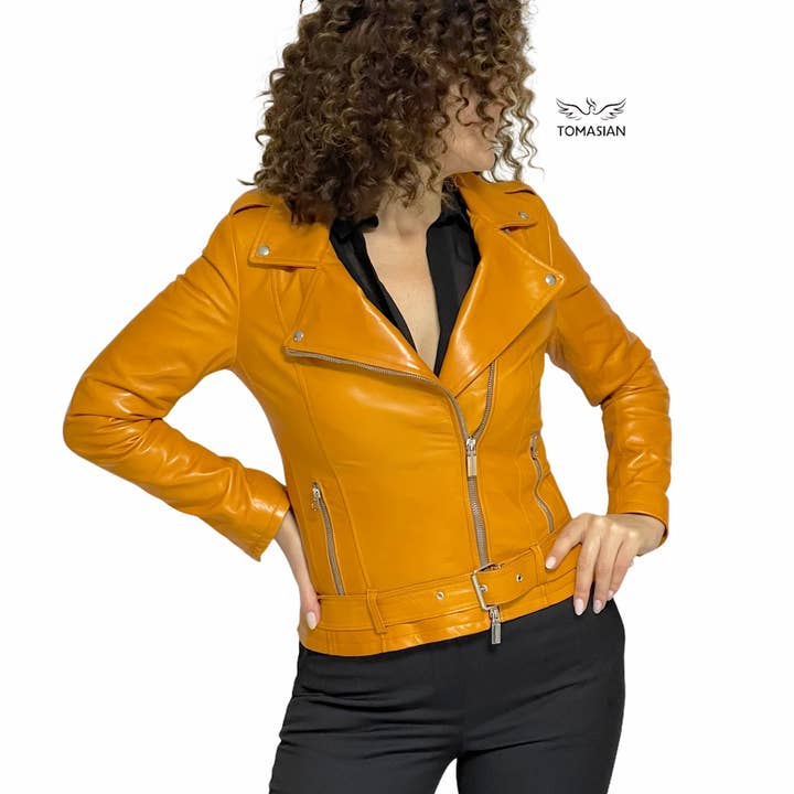 woman leather jacket London per la vendita all'ingrosso da parte di TOMASIAN BRAND