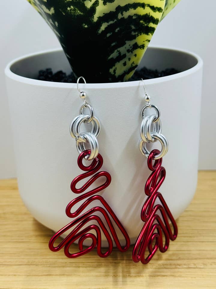 Pendientes tribales de alambre rojo y plateado con gancho de plata de ley para venta al por mayor de Jewelry With Me