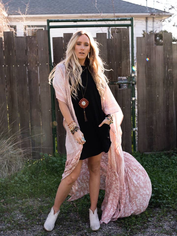 Paisley Tapestry Free Flow Duster Kimono - Blush for wholesale on Faire