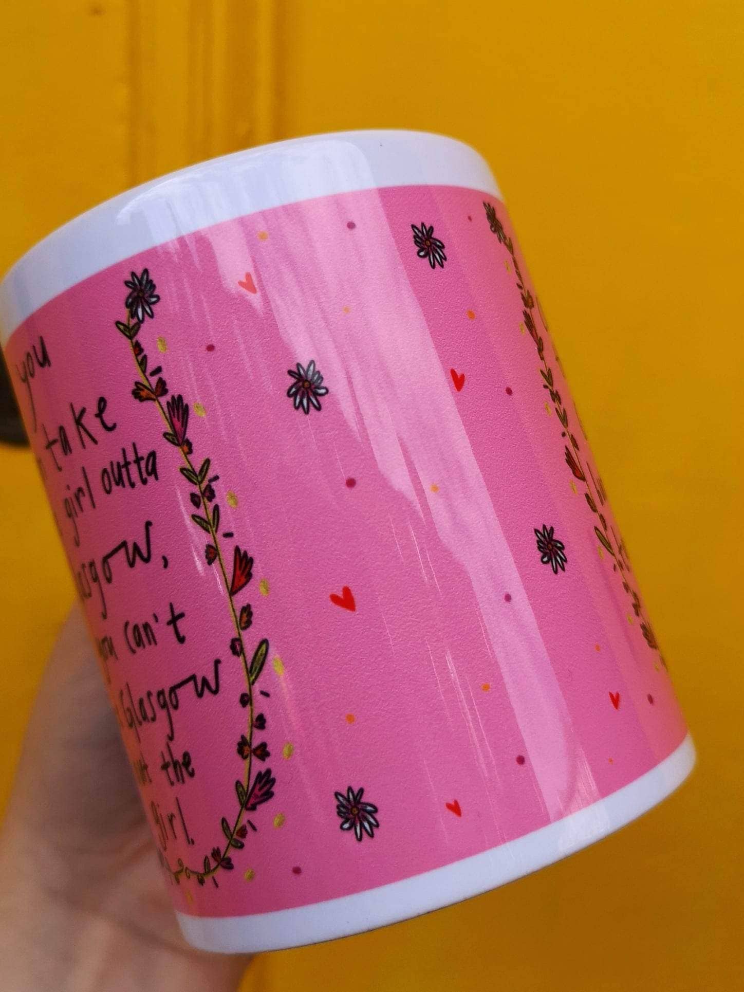 Claire Barclay Draws – Engroshandel Kaffekrus – Du kan tage Girl Outta Glasgow Mug2