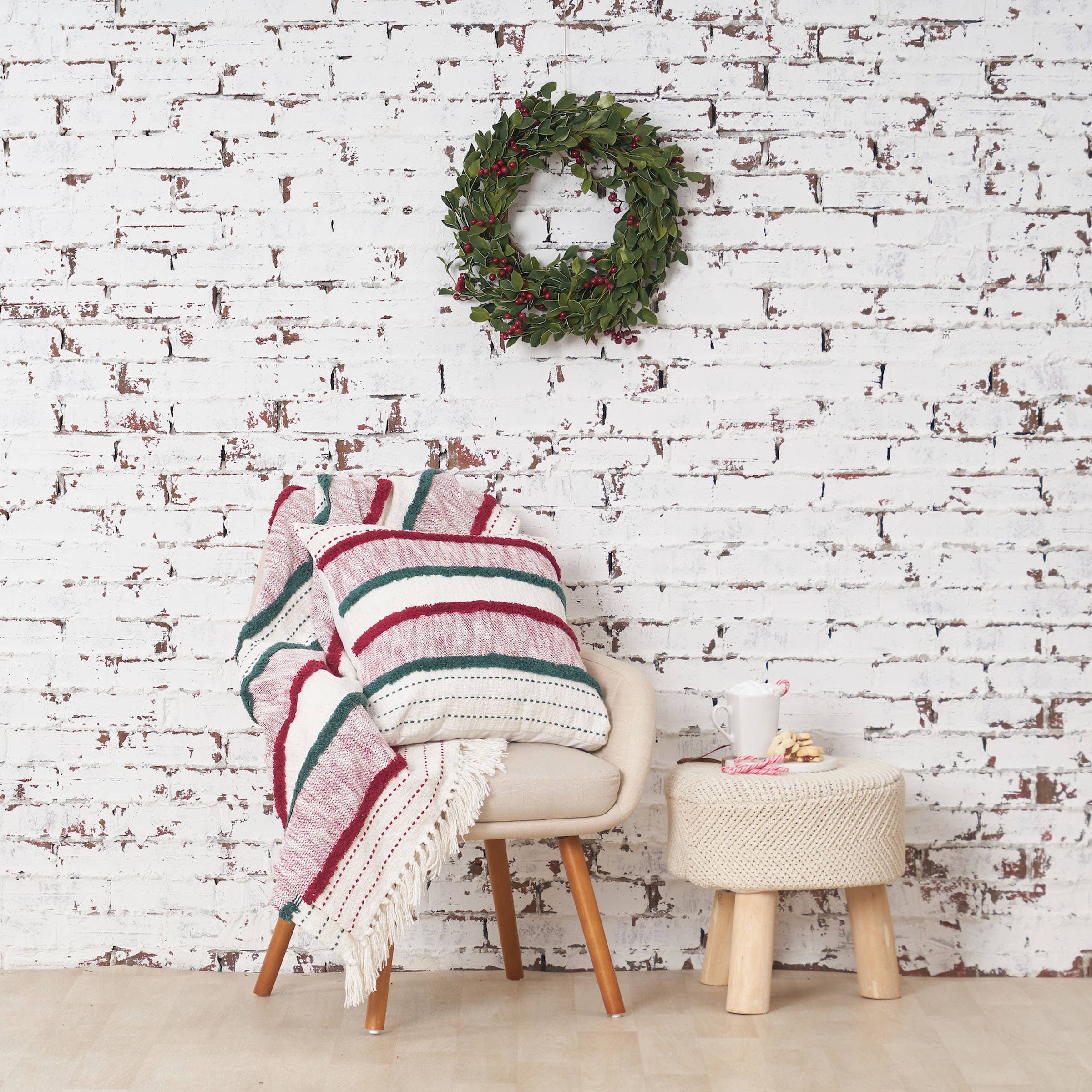 carol & frank - Wholesale Throw/Decorative Pillow - Christmas Benn Red & Green Striped Throw Pillow1