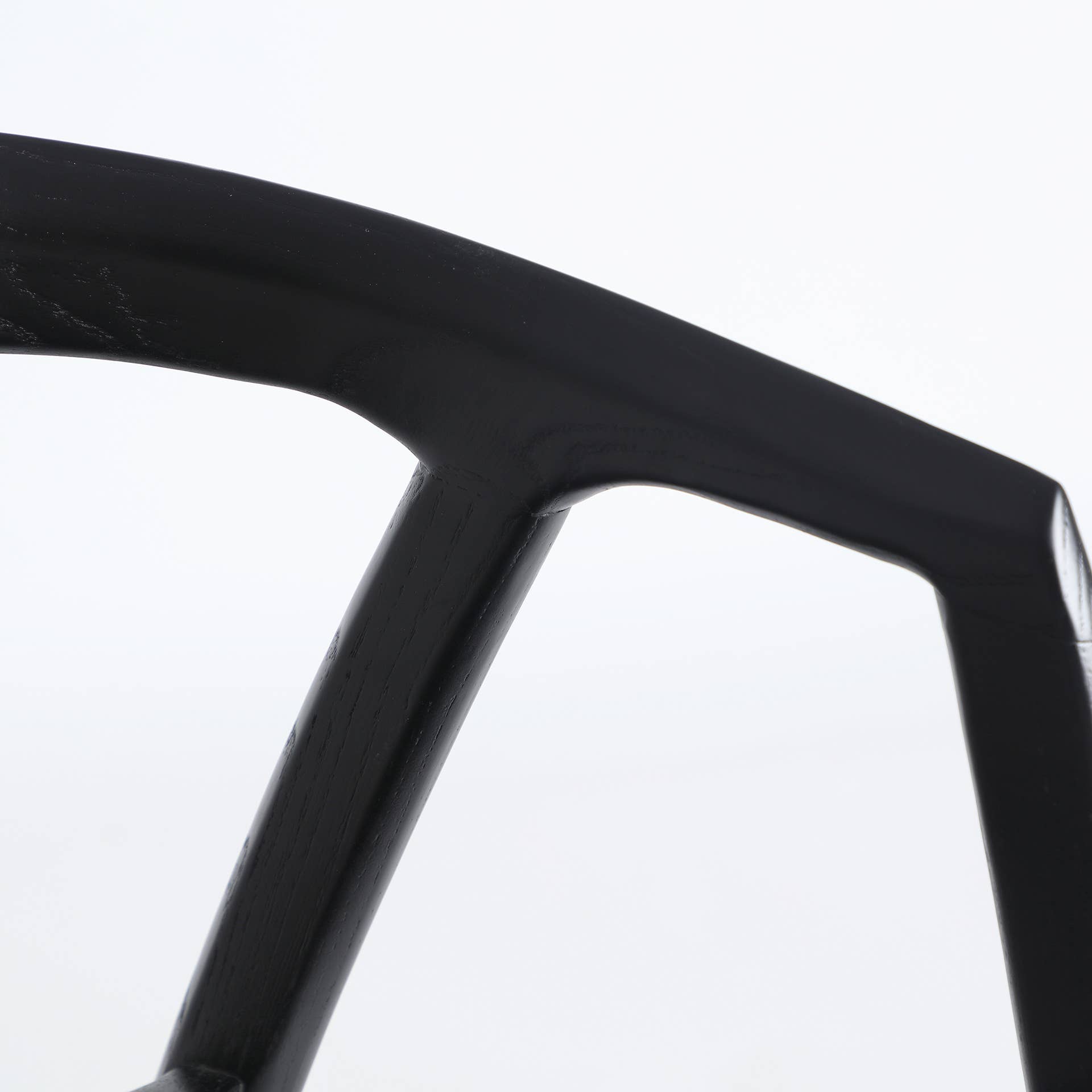 Kodu - Wholesale Chair - Black elm wood chair measuring 42x47x77cm6