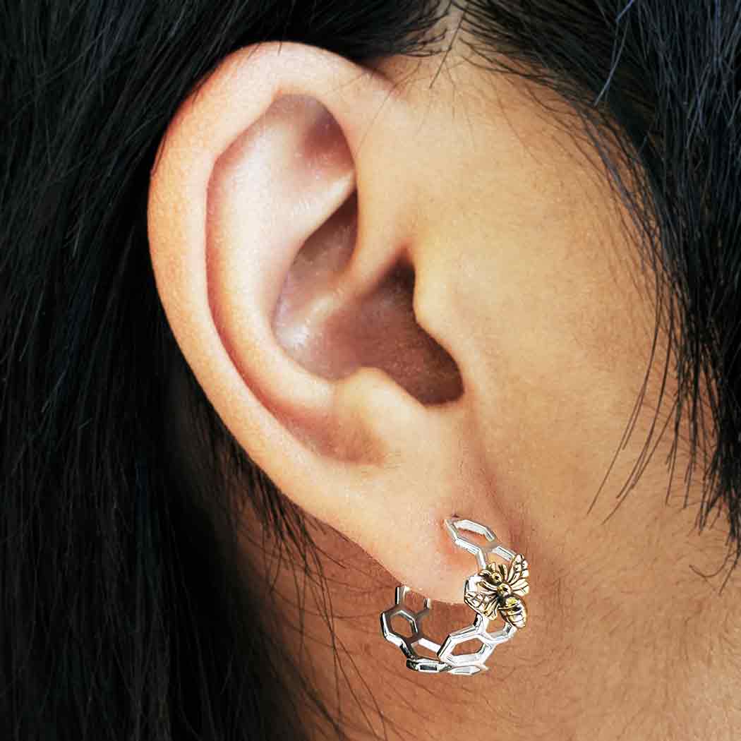 Nina Designs - Wholesale Huggie Earrings - Silver Honeycomb Hoop Huggie Earring with Bronze Bee 17x15mm1