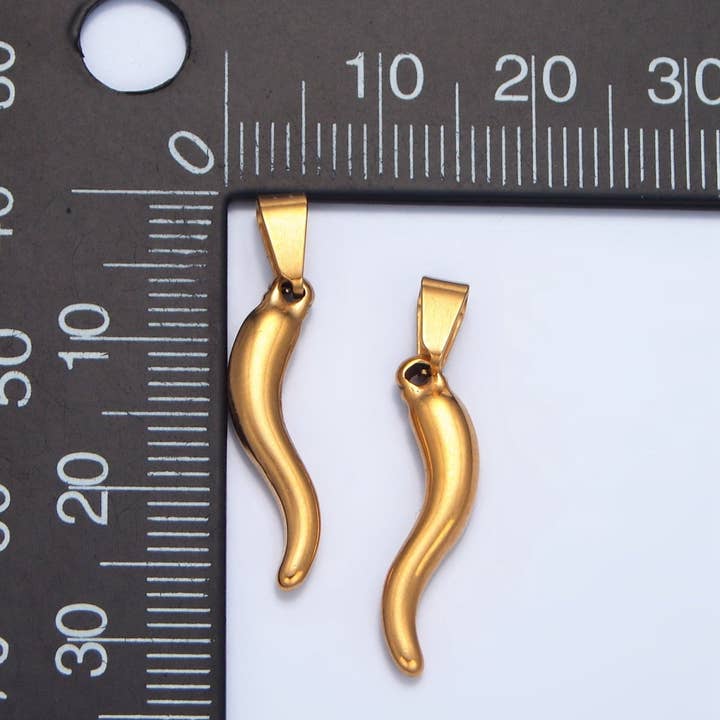 Aim Eternal - Wholesale Individual Charm/Pendant - Stainless Steel 26mm Minimalist Chili Cornicello Italian Horn Charm | P15081