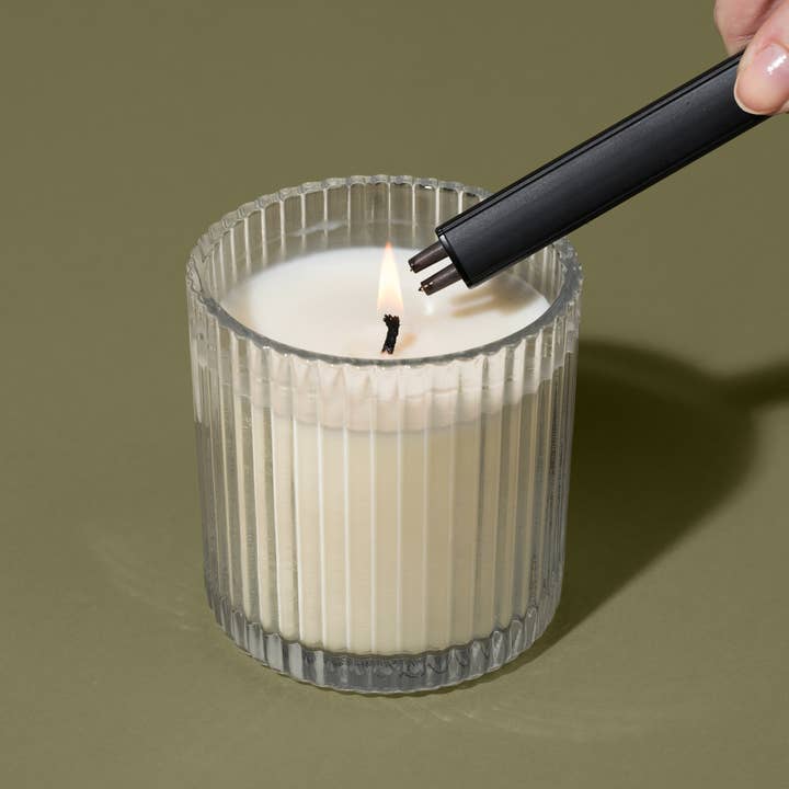 Sweet Water Decor - Wholesale Lighter - Black Rechargeable Electric Lighter - Home Decor & Gifts