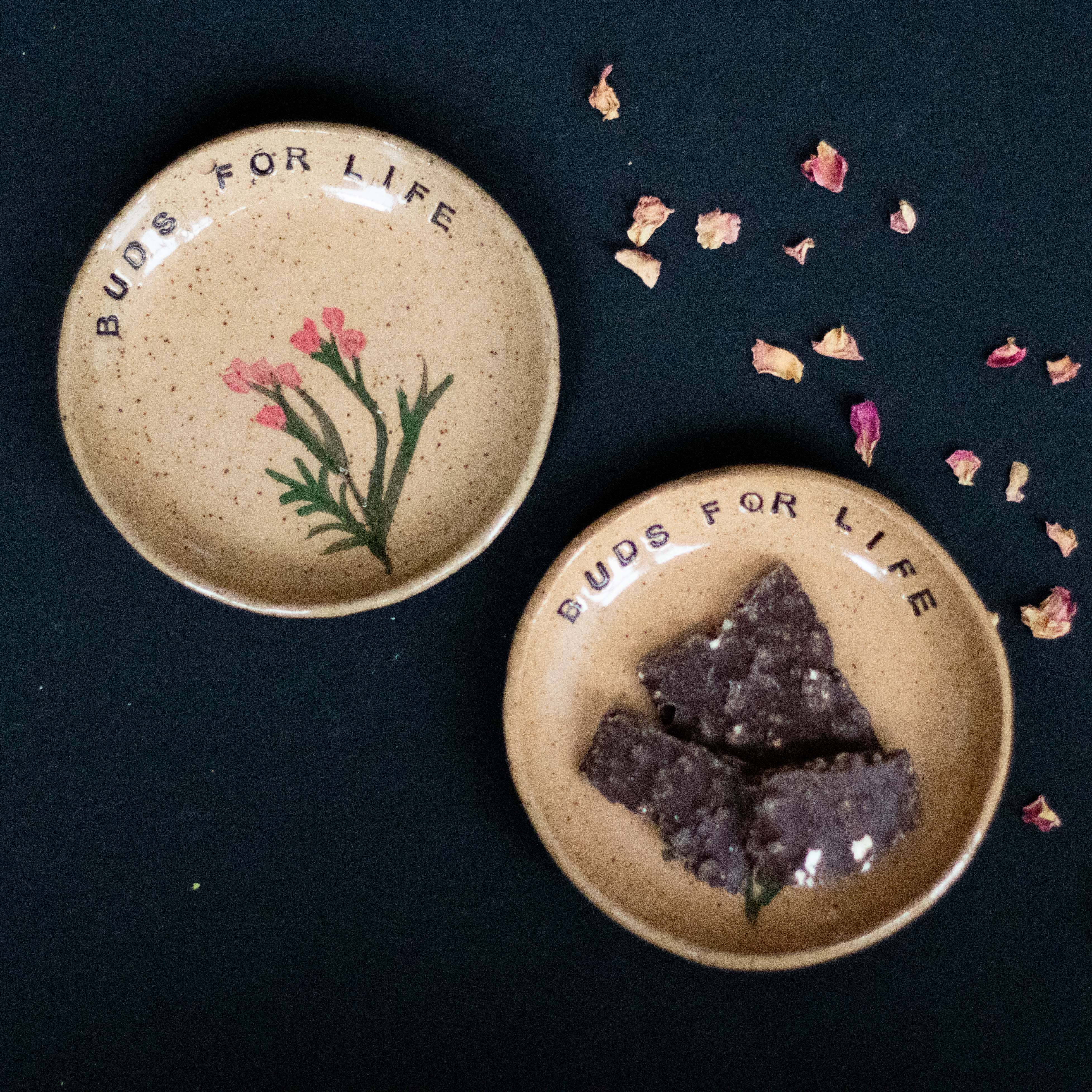 Tara Kothari - Wholesale Jewelry Dish - Rustic Wildflower Handmade Pressed Flower Jewelry Dish12