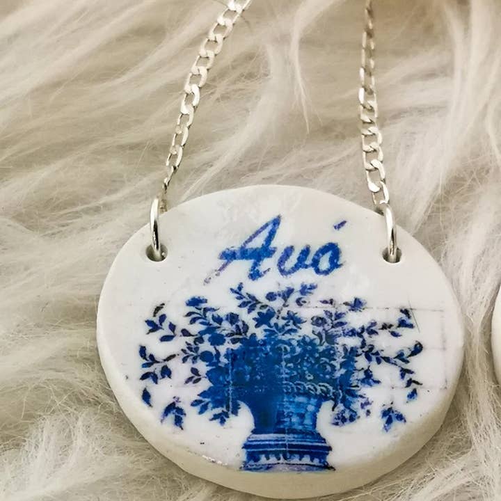 Collier significatif pour maman ou grand-mère, collier bohème court, cadeau significatif pour maman, porcelaine hollandaise de Delft bleu pour la vente par LUSO TILES JEWELRY