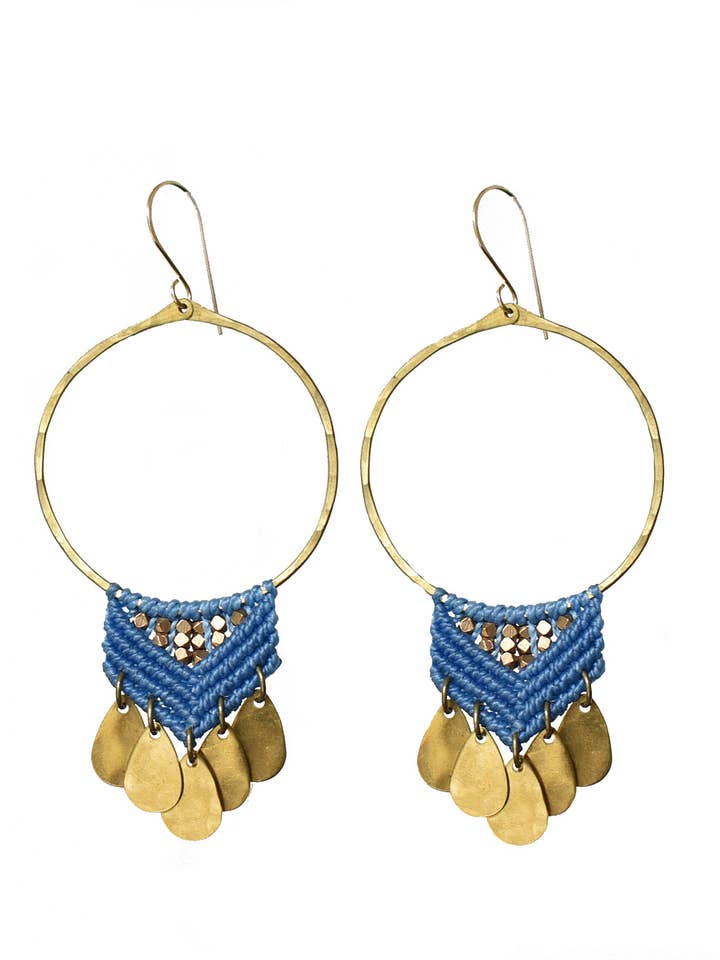 Grandi Orecchini Fuerza in Ottone per la vendita all'ingrosso da parte di AMiRA jewelry