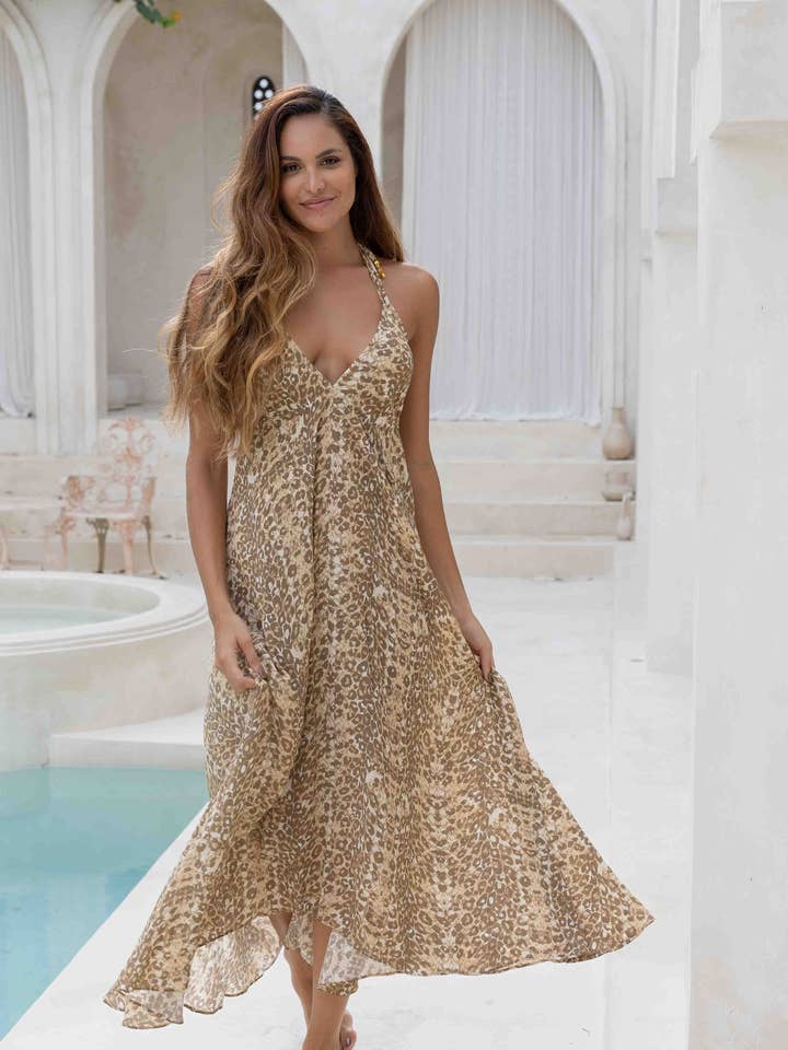 ABITO IBIZA IN SETA LEOPARD SANDS per la vendita all'ingrosso da parte di Sophia Alexia
