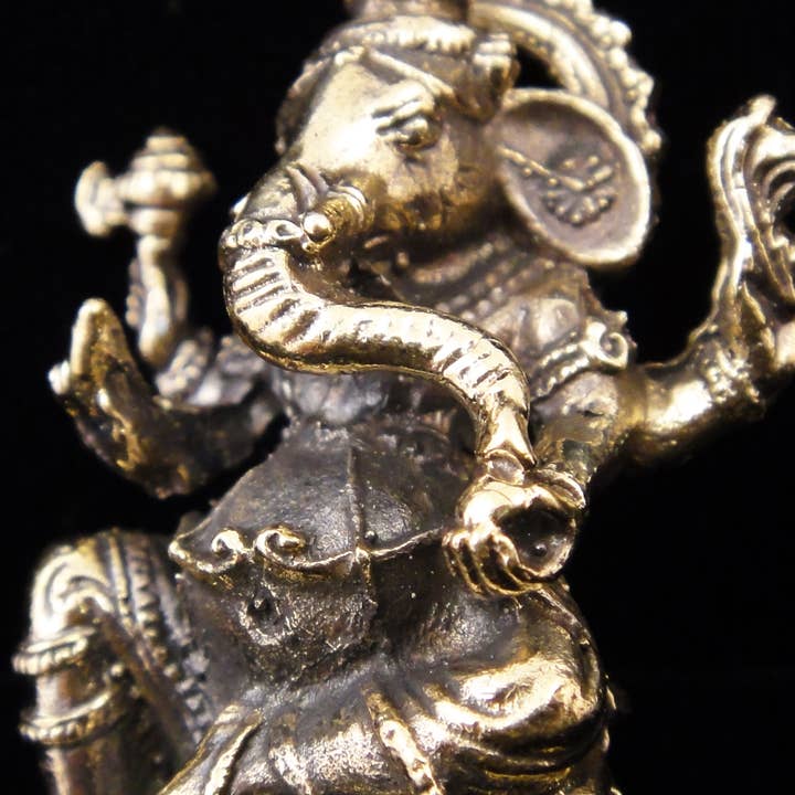 Tika – wholesale Sculpture – Brass Deity Statuette -Small- Ganesh2