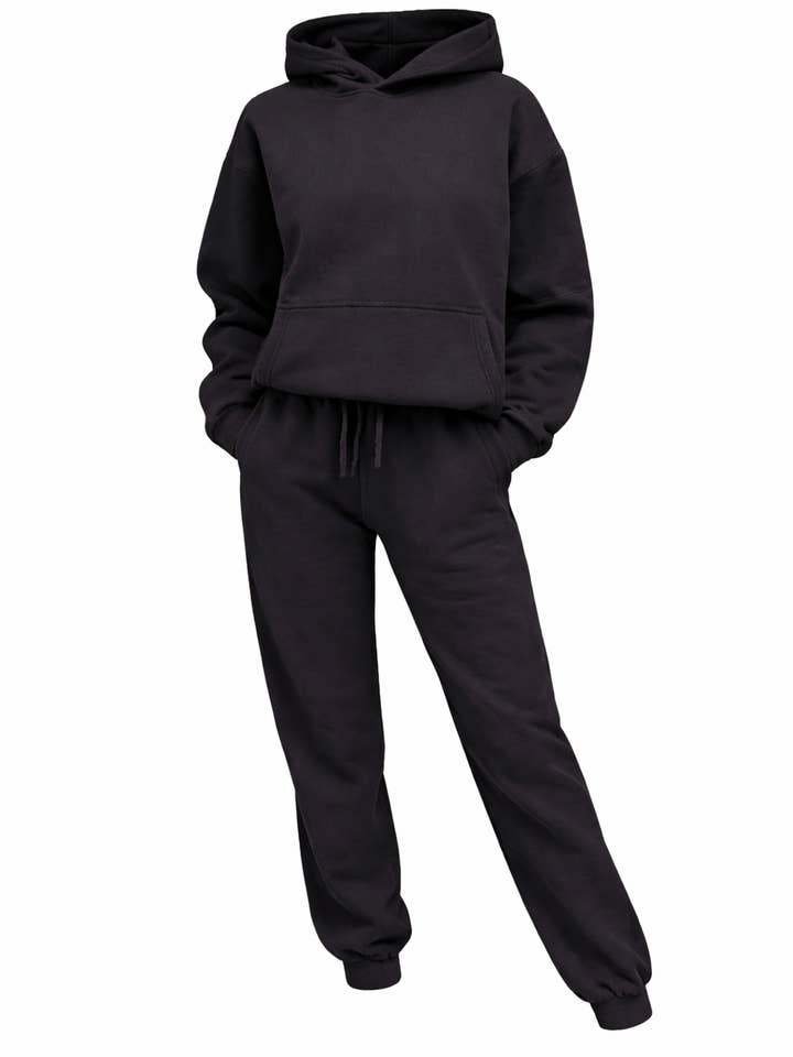 Laid Back Lounge Set Black for wholesale by PRIV Collections