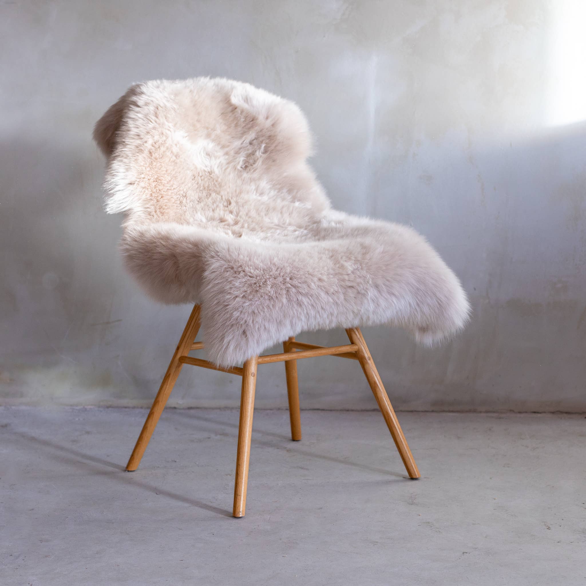 Van Buren – Großhandel Stühle – Neuseeländisches Lammfell | 23 Farben3