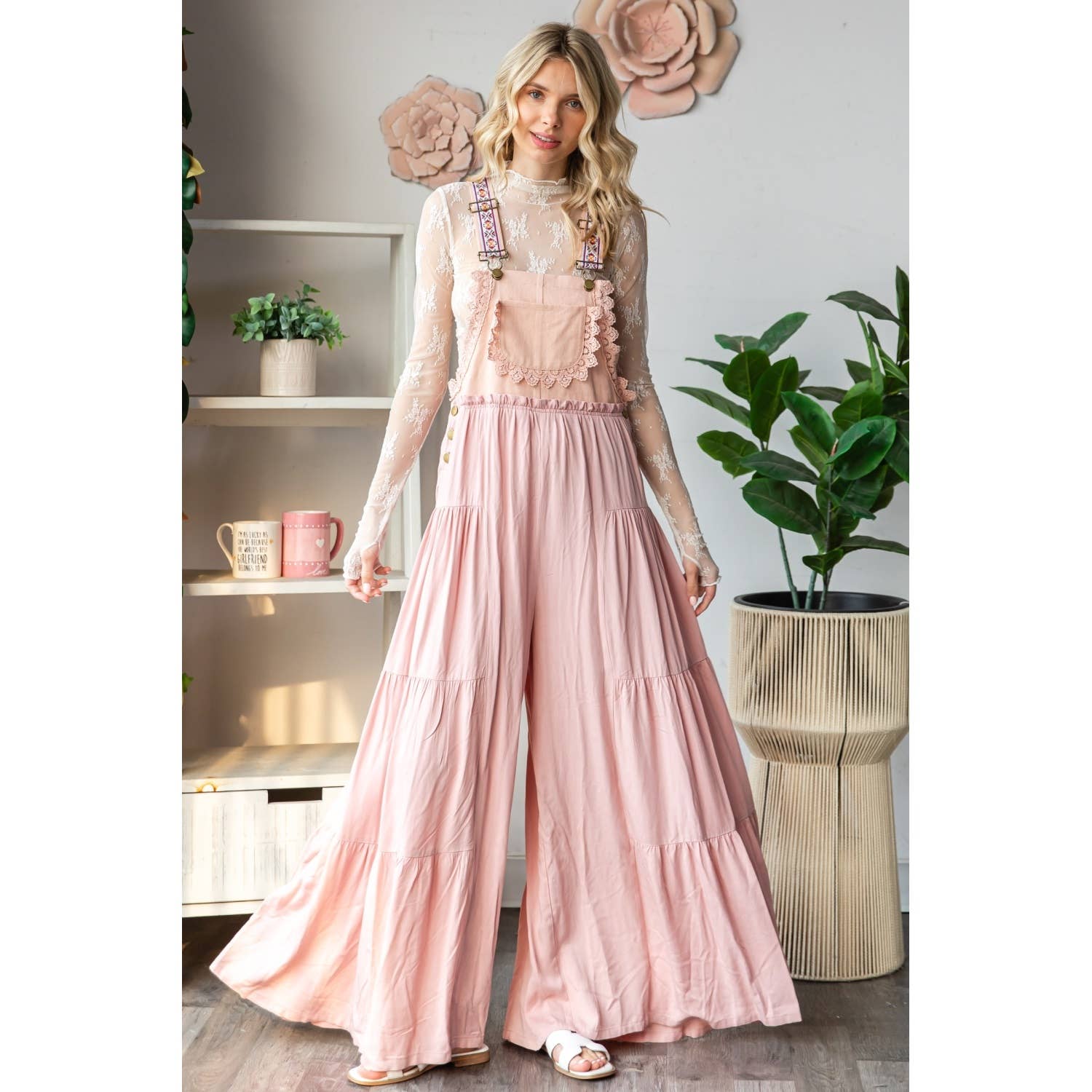 Veveret – Macacão - Mulher por atacado – Macacão fluido com alças bordadas20