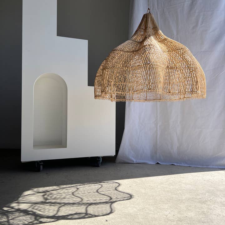 Office Objets - Wholesale Chandelier/Hanging Light - Pendant light, flower-shaped rattan fixture, tulip, corolla H:80cm D80cm26