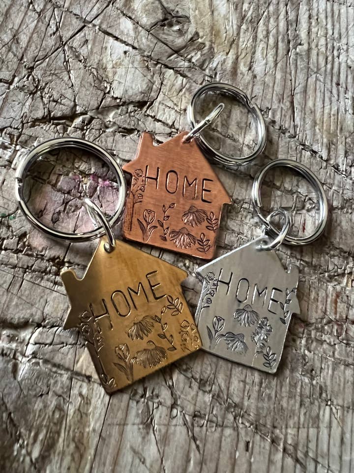 Home Schlüsselanhänger mit Blumenmuster für den Großhandel von Rising Dawn Boutique