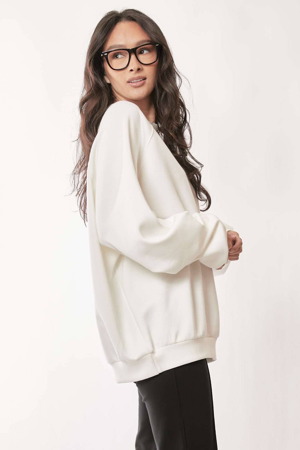 Davi & Dani - Wholesale Gebreide top - Dames - STEVIGE TOP MET RONDE HALS EN LANGE POFMOUWEN EN LOSSE PASVORM6