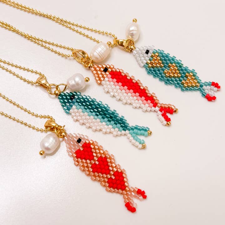 Collier Poisson en Perles Miyuki avec Perle d'Eau Douce pour la vente par XO-CU