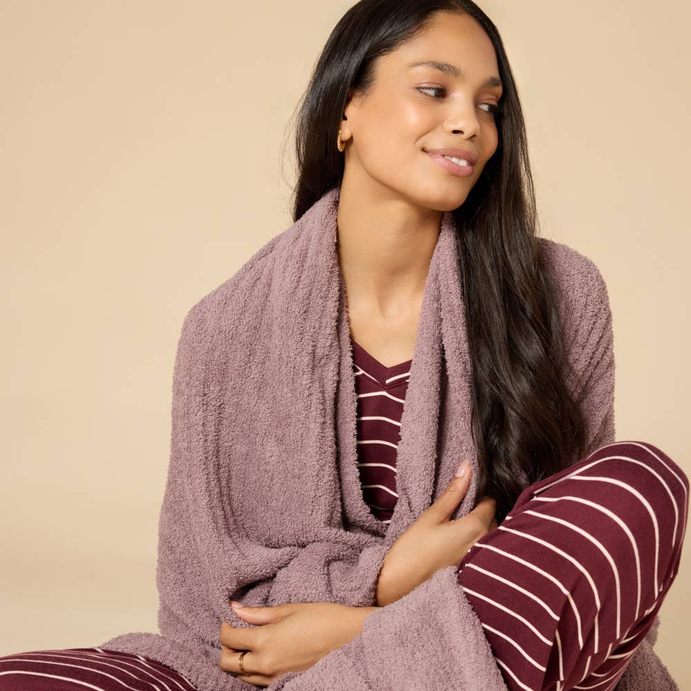 Softies – wholesale Throw blanket – Perfect Home Decor 50" x 70" Solid Rib Marshmallow Blanket4