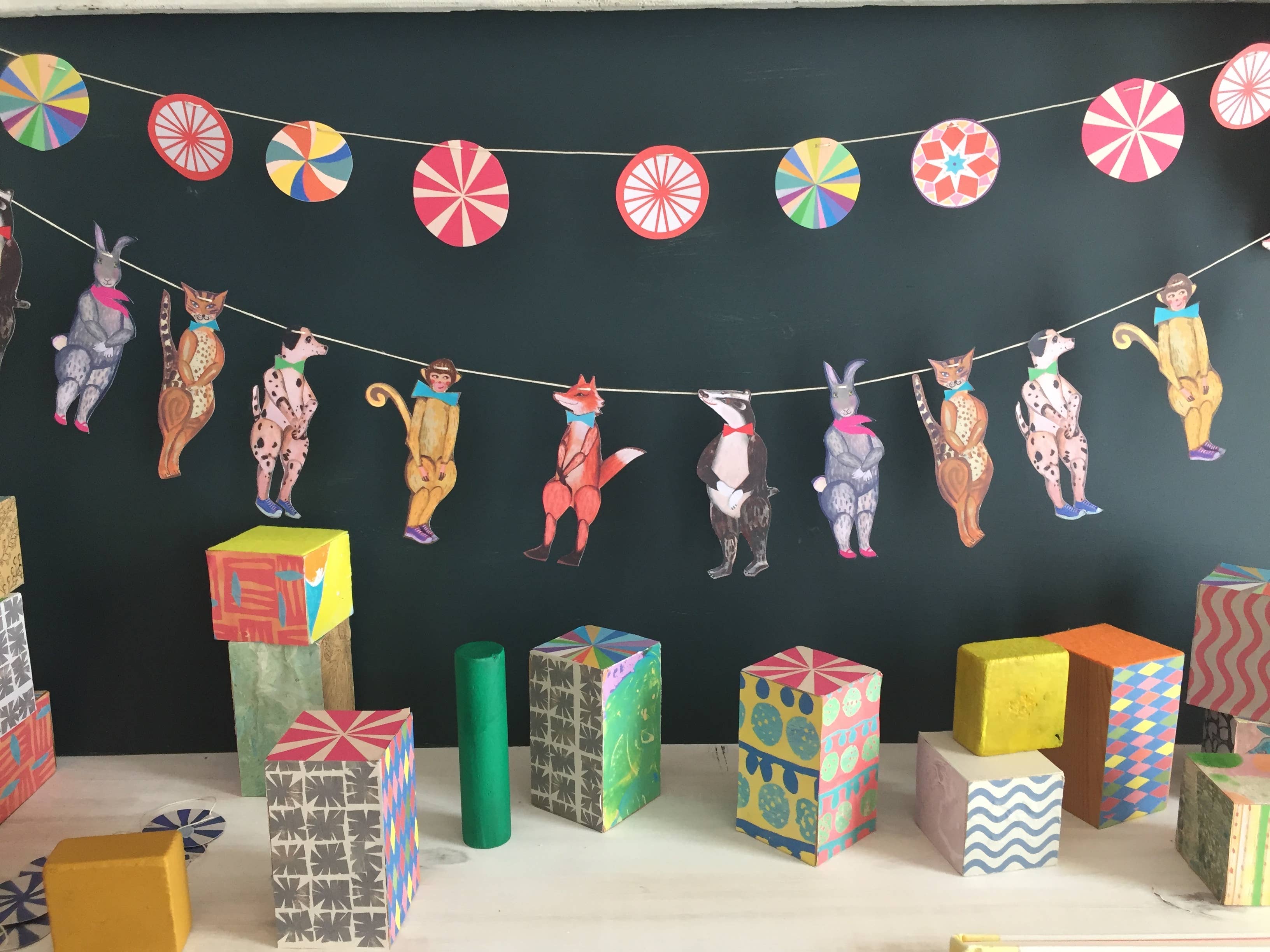 wini-tapp – wholesale Bunting/garland – Small Animal Parade Garland