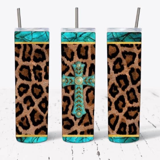 Gobelet imprimé léopard avec marbre turquoise et croix pour la vente par BS Crafty Customs