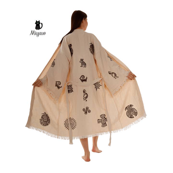 Beige Aztec Bathrobe – Long Lightweight Plush Fleece Robe Women for wholesale on Faire0