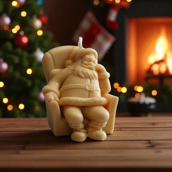Sitting Santa Candle 4x2.5x3in - Christmas for wholesale by Agaboo Candle