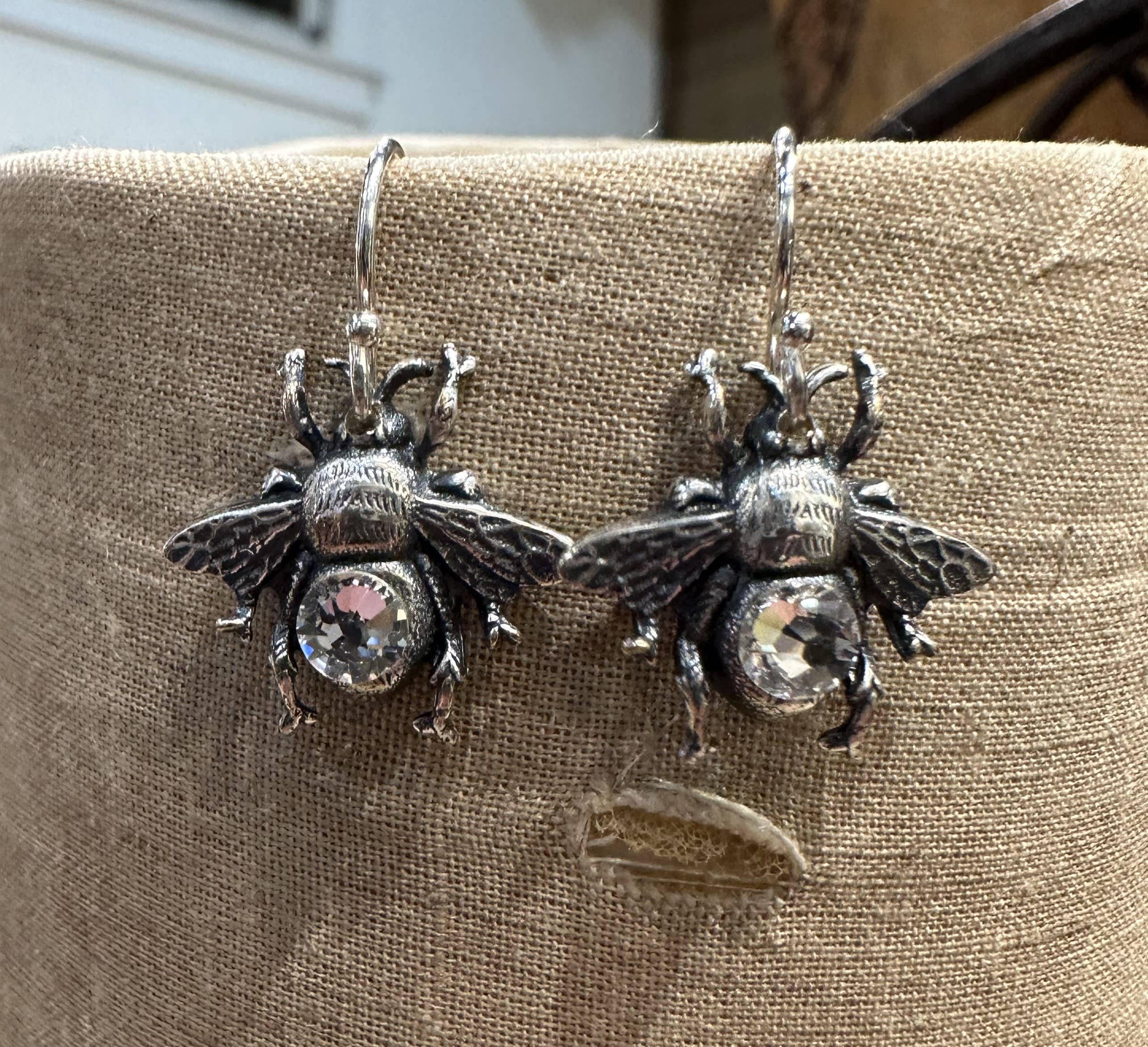 Lorraine Frances Jewelry - Wholesale Dangle Earrings - Sweet Bee Earring2