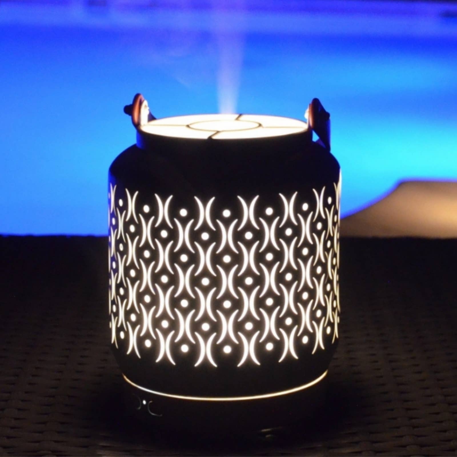 Zen'Arôme - Wholesale Electronic Diffuser - Essential Oil Diffuser with Built-in Battery Madrid8