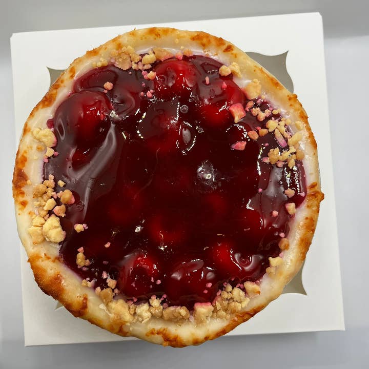 🍒 Cherry Pie 5” Pie Candle – Sweet, Cozy, Irresistible for wholesale by Meet Cute