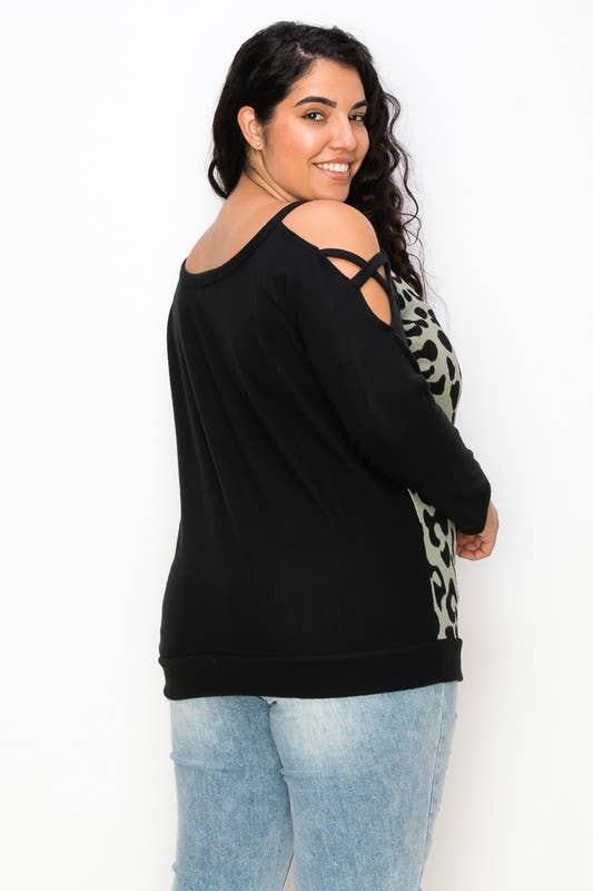 A.gain – Großhandel Strickoberteil – Damen – 10766LP561 - COLD-SHOULDER-TOP MIT TIERMUSTER IN ÜBERGRÖSSE12